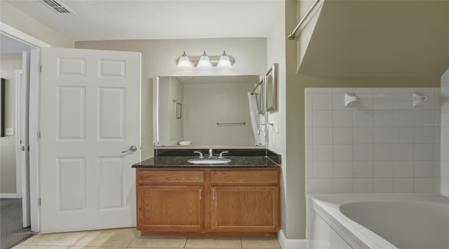 KISSIMMEE, Florida 34746, 3 Bedrooms Bedrooms, ,2 BathroomsBathrooms,Residential,For Sale,LODI,0,MFRO6353113 KISSIMMEE, Florida 34746, 3 Bedrooms Bedrooms, ,2 BathroomsBathrooms,Residential,For Sale,LODI,0,MFRO6353113