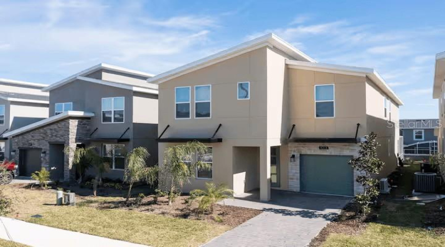 DAVENPORT, Florida 33896, 6 Bedrooms Bedrooms, ,5 BathroomsBathrooms,Residential,For Sale,LEADER,0,MFRO6356055