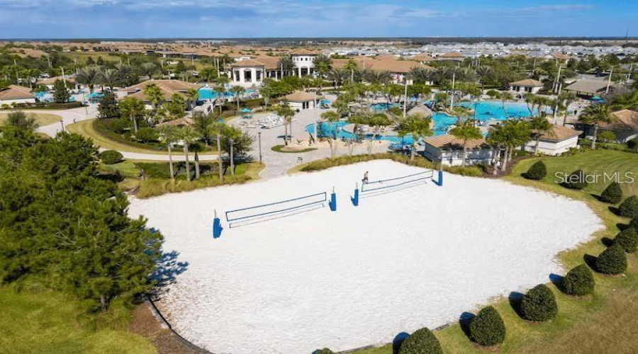 DAVENPORT, Florida 33896, 6 Bedrooms Bedrooms, ,5 BathroomsBathrooms,Residential,For Sale,LEADER,0,MFRO6356055