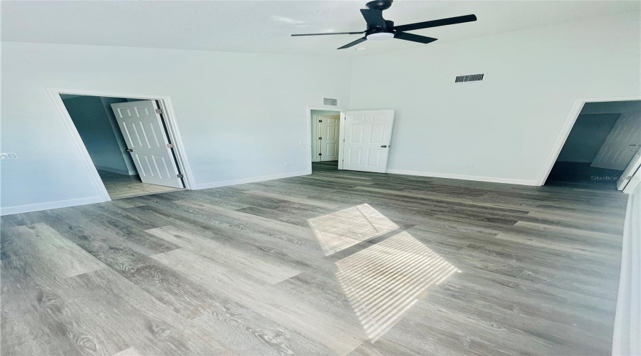 KISSIMMEE, Florida 34746, 5 Bedrooms Bedrooms, ,3 BathroomsBathrooms,Residential,For Sale,HAMLET,0,MFRS5137469