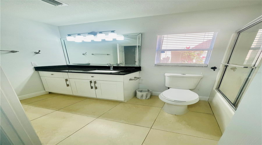 KISSIMMEE, Florida 34746, 5 Bedrooms Bedrooms, ,3 BathroomsBathrooms,Residential,For Sale,HAMLET,0,MFRS5137469