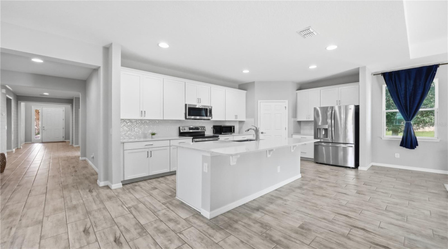 KISSIMMEE, Florida 34746, 4 Bedrooms Bedrooms, ,2 BathroomsBathrooms,Residential,For Sale,GRASMERE VIEW,0,MFRO6356164