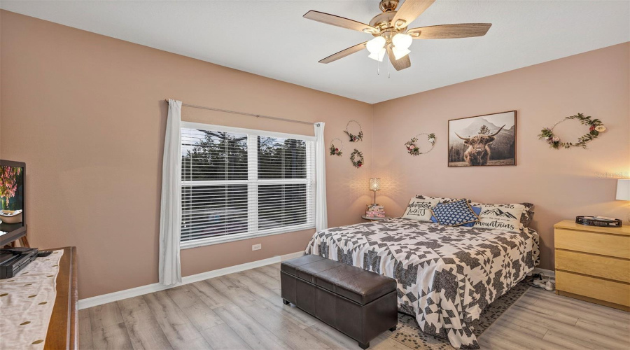 DAVENPORT, Florida 33896, 4 Bedrooms Bedrooms, ,3 BathroomsBathrooms,Residential,For Sale,ESSEX,0,MFRO6354954