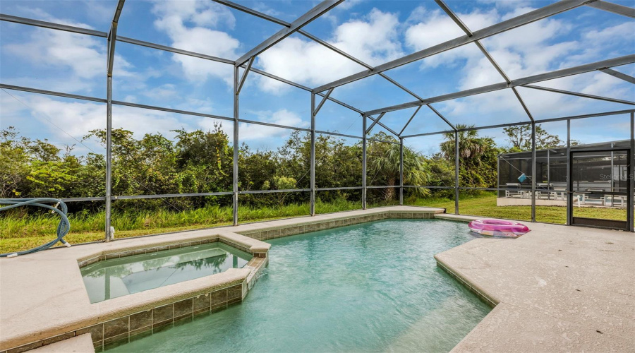 DAVENPORT, Florida 33896, 4 Bedrooms Bedrooms, ,3 BathroomsBathrooms,Residential,For Sale,ESSEX,0,MFRO6354954