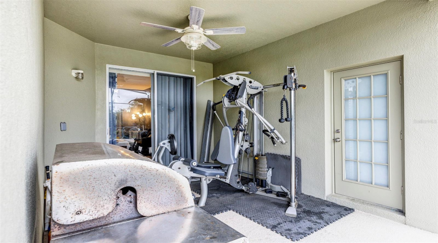 DAVENPORT, Florida 33896, 4 Bedrooms Bedrooms, ,3 BathroomsBathrooms,Residential,For Sale,ESSEX,0,MFRO6354954