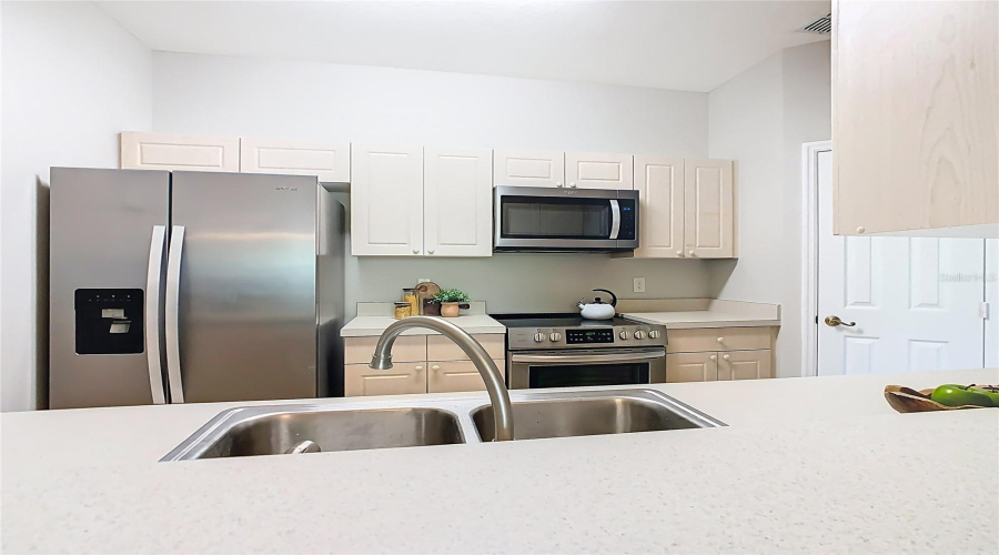 KISSIMMEE, Florida 34747, 3 Bedrooms Bedrooms, ,2 BathroomsBathrooms,Residential,For Sale,SILVER PALM,0,MFRO6295664 KISSIMMEE, Florida 34747, 3 Bedrooms Bedrooms, ,2 BathroomsBathrooms,Residential,For Sale,SILVER PALM,0,MFRO6295664