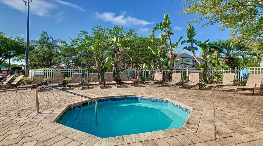 Community jacuzzi Community jacuzzi