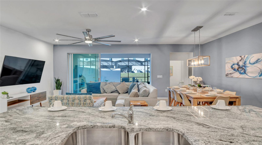 KISSIMMEE, Florida 34747, 5 Bedrooms Bedrooms, ,4 BathroomsBathrooms,Residential,For Sale,ZABALLINA,0,MFRO6356513