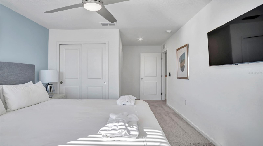 KISSIMMEE, Florida 34747, 5 Bedrooms Bedrooms, ,4 BathroomsBathrooms,Residential,For Sale,ZABALLINA,0,MFRO6356513