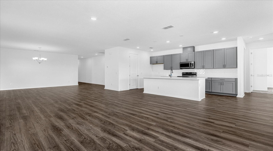 DAVENPORT, Florida 33896, 4 Bedrooms Bedrooms, ,3 BathroomsBathrooms,Residential,For Sale,LANCASHIRE,0,MFRO6356504