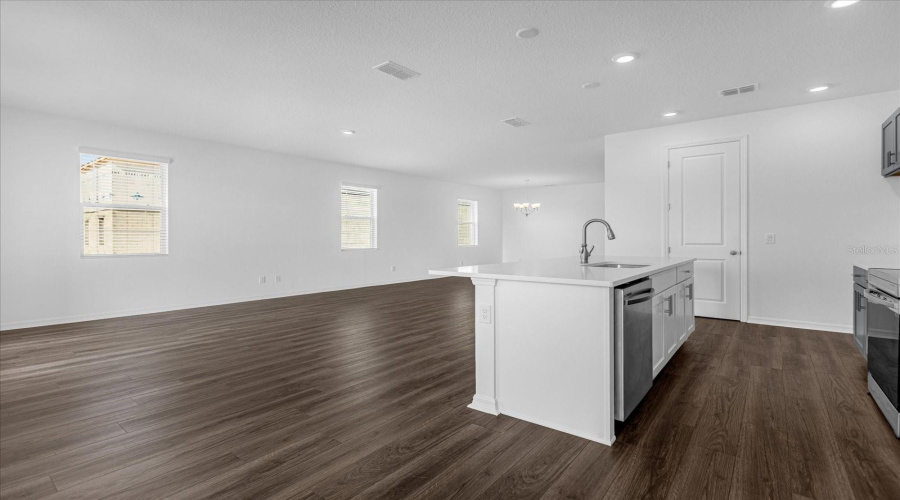 DAVENPORT, Florida 33896, 4 Bedrooms Bedrooms, ,3 BathroomsBathrooms,Residential,For Sale,LANCASHIRE,0,MFRO6356504