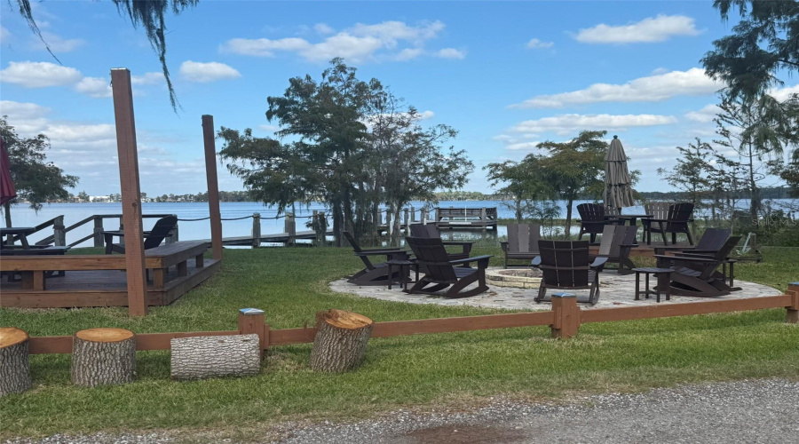 Private community lake frontage park Private community lake frontage park