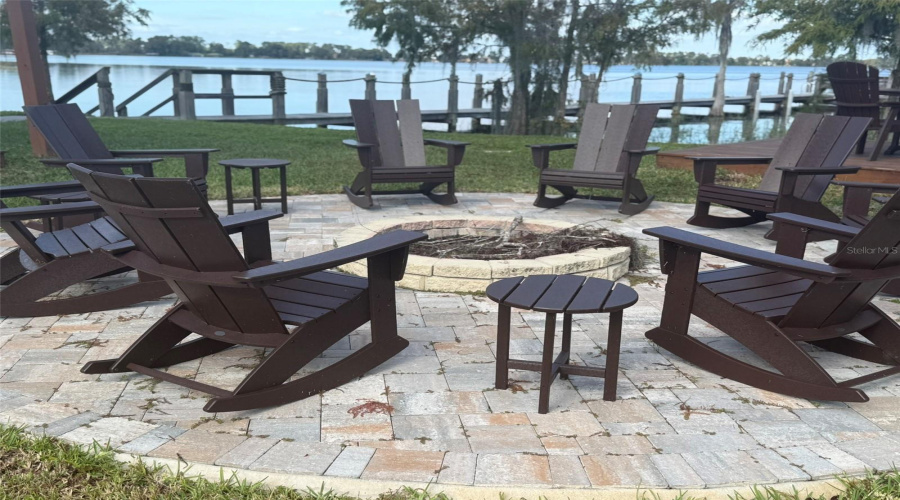 Private community lake frontage park Private community lake frontage park