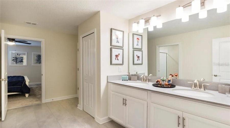 DAVENPORT, Florida 33896, 8 Bedrooms Bedrooms, ,5 BathroomsBathrooms,Residential,For Sale,MAIDSTONE,0,MFRO6353866 DAVENPORT, Florida 33896, 8 Bedrooms Bedrooms, ,5 BathroomsBathrooms,Residential,For Sale,MAIDSTONE,0,MFRO6353866