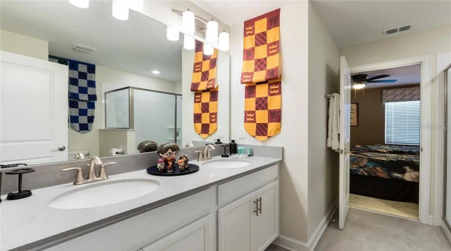 DAVENPORT, Florida 33896, 8 Bedrooms Bedrooms, ,5 BathroomsBathrooms,Residential,For Sale,MAIDSTONE,0,MFRO6353866 DAVENPORT, Florida 33896, 8 Bedrooms Bedrooms, ,5 BathroomsBathrooms,Residential,For Sale,MAIDSTONE,0,MFRO6353866