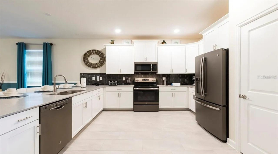 DAVENPORT, Florida 33896, 8 Bedrooms Bedrooms, ,5 BathroomsBathrooms,Residential,For Sale,MAIDSTONE,0,MFRO6353866 DAVENPORT, Florida 33896, 8 Bedrooms Bedrooms, ,5 BathroomsBathrooms,Residential,For Sale,MAIDSTONE,0,MFRO6353866