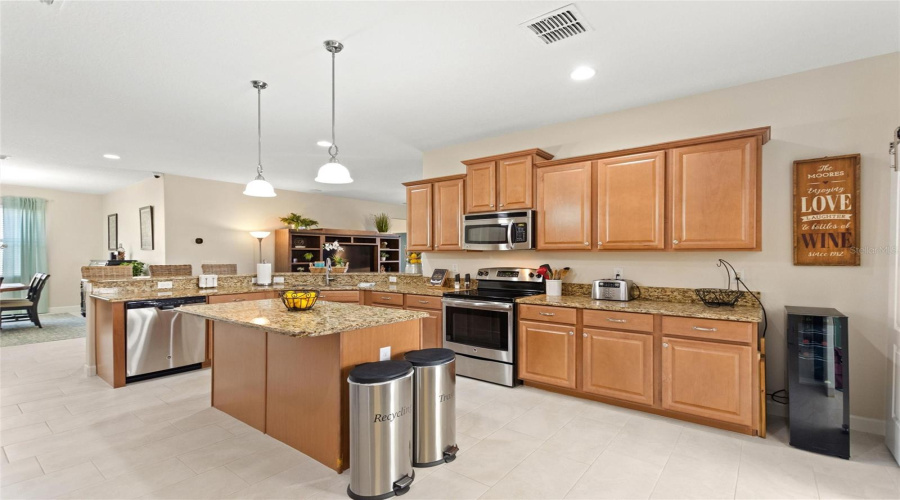 DAVENPORT, Florida 33896, 4 Bedrooms Bedrooms, ,3 BathroomsBathrooms,Residential,For Sale,DOLPHIN HEAD,0,MFRS5137605 DAVENPORT, Florida 33896, 4 Bedrooms Bedrooms, ,3 BathroomsBathrooms,Residential,For Sale,DOLPHIN HEAD,0,MFRS5137605