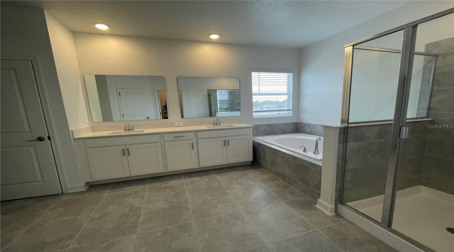 DAVENPORT, Florida 33837, 4 Bedrooms Bedrooms, ,3 BathroomsBathrooms,Residential,For Sale,DAGENHAM,0,MFRS5137359 DAVENPORT, Florida 33837, 4 Bedrooms Bedrooms, ,3 BathroomsBathrooms,Residential,For Sale,DAGENHAM,0,MFRS5137359