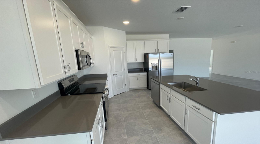 DAVENPORT, Florida 33837, 4 Bedrooms Bedrooms, ,3 BathroomsBathrooms,Residential,For Sale,DAGENHAM,0,MFRS5137359 DAVENPORT, Florida 33837, 4 Bedrooms Bedrooms, ,3 BathroomsBathrooms,Residential,For Sale,DAGENHAM,0,MFRS5137359