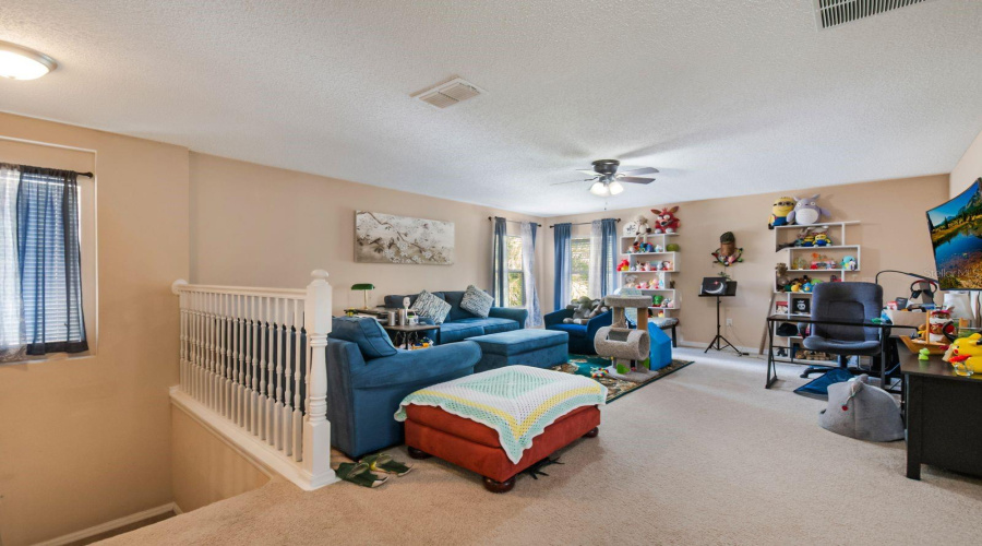 KISSIMMEE, Florida 34746, 4 Bedrooms Bedrooms, ,2 BathroomsBathrooms,Residential,For Sale,WARBLER,0,MFRO6356503 KISSIMMEE, Florida 34746, 4 Bedrooms Bedrooms, ,2 BathroomsBathrooms,Residential,For Sale,WARBLER,0,MFRO6356503