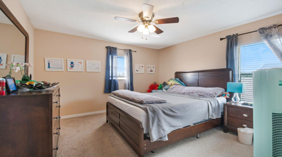 KISSIMMEE, Florida 34746, 4 Bedrooms Bedrooms, ,2 BathroomsBathrooms,Residential,For Sale,WARBLER,0,MFRO6356503 KISSIMMEE, Florida 34746, 4 Bedrooms Bedrooms, ,2 BathroomsBathrooms,Residential,For Sale,WARBLER,0,MFRO6356503