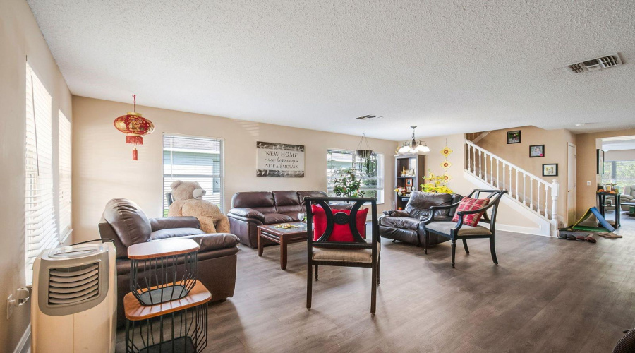 KISSIMMEE, Florida 34746, 4 Bedrooms Bedrooms, ,2 BathroomsBathrooms,Residential,For Sale,WARBLER,0,MFRO6356503 KISSIMMEE, Florida 34746, 4 Bedrooms Bedrooms, ,2 BathroomsBathrooms,Residential,For Sale,WARBLER,0,MFRO6356503