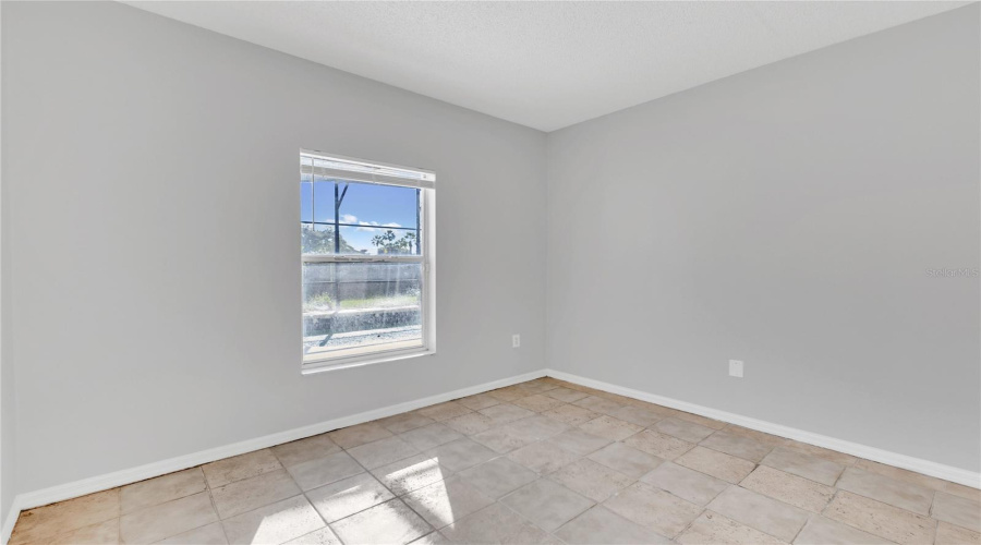 KISSIMMEE, Florida 34746, 4 Bedrooms Bedrooms, ,3 BathroomsBathrooms,Residential,For Sale,EAGLE POINTE,0,MFRO6326374