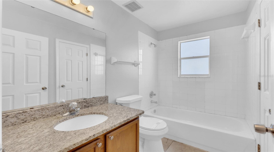 KISSIMMEE, Florida 34746, 4 Bedrooms Bedrooms, ,3 BathroomsBathrooms,Residential,For Sale,EAGLE POINTE,0,MFRO6326374