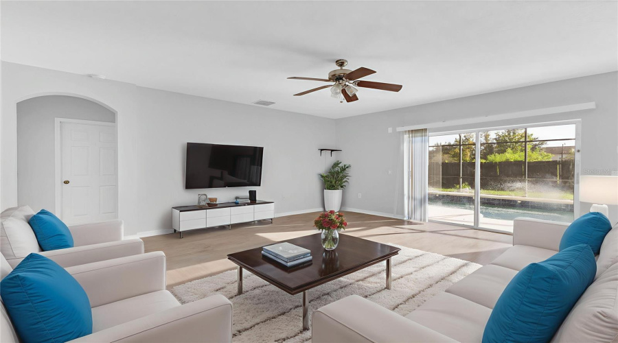 KISSIMMEE, Florida 34746, 4 Bedrooms Bedrooms, ,3 BathroomsBathrooms,Residential,For Sale,EAGLE POINTE,0,MFRO6326374