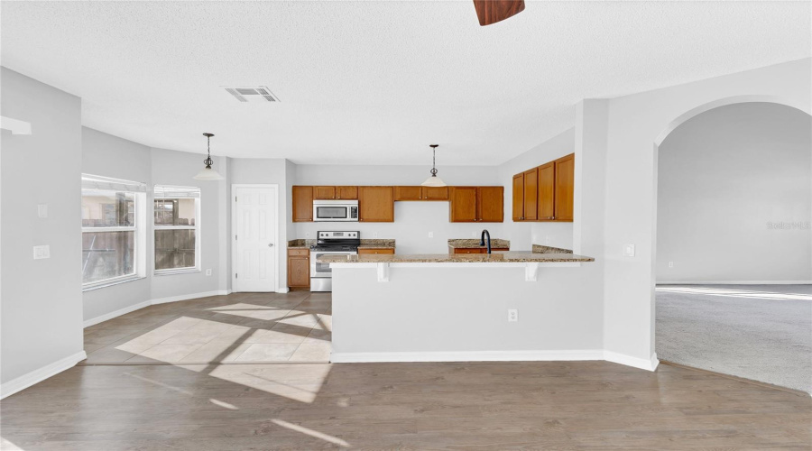 KISSIMMEE, Florida 34746, 4 Bedrooms Bedrooms, ,3 BathroomsBathrooms,Residential,For Sale,EAGLE POINTE,0,MFRO6326374