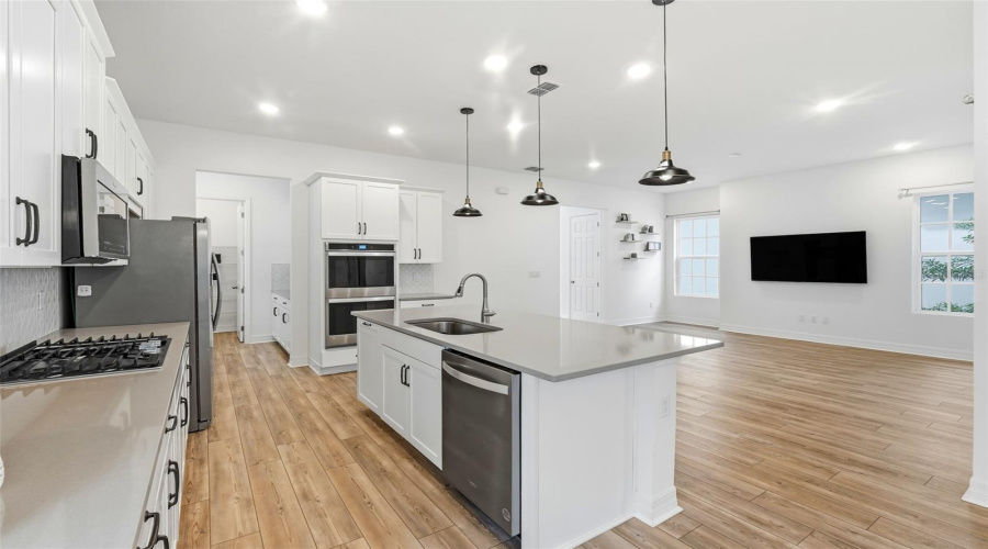 CELEBRATION, Florida 34747, 4 Bedrooms Bedrooms, ,2 BathroomsBathrooms,Residential,For Sale,TREASURE,0,MFRS5137467