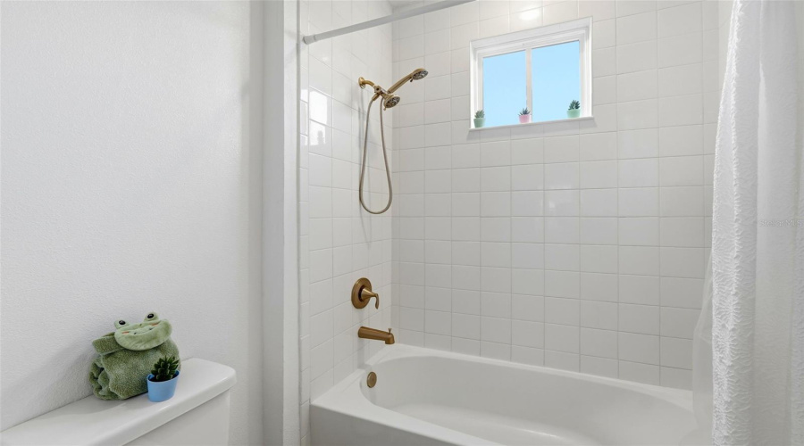 CELEBRATION, Florida 34747, 4 Bedrooms Bedrooms, ,2 BathroomsBathrooms,Residential,For Sale,TREASURE,0,MFRS5137467