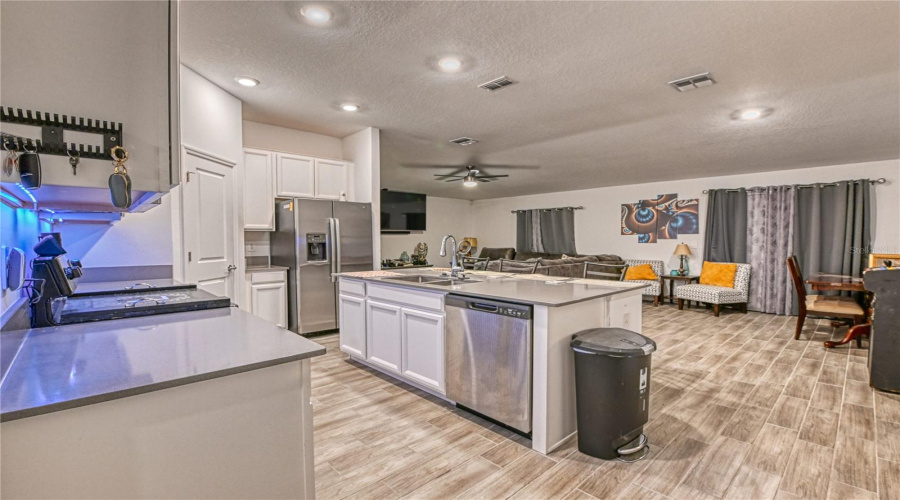 DAVENPORT, Florida 33837, 3 Bedrooms Bedrooms, ,2 BathroomsBathrooms,Residential,For Sale,POMELO,0,MFRO6356534 DAVENPORT, Florida 33837, 3 Bedrooms Bedrooms, ,2 BathroomsBathrooms,Residential,For Sale,POMELO,0,MFRO6356534