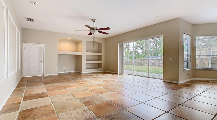 DAVENPORT, Florida 33837, 5 Bedrooms Bedrooms, ,4 BathroomsBathrooms,Residential,For Sale,GRAND RESERVE,0,MFRG5103852