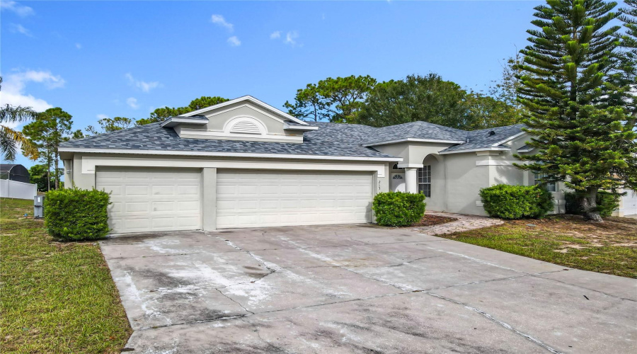 DAVENPORT, Florida 33837, 5 Bedrooms Bedrooms, ,4 BathroomsBathrooms,Residential,For Sale,GRAND RESERVE,0,MFRG5103852