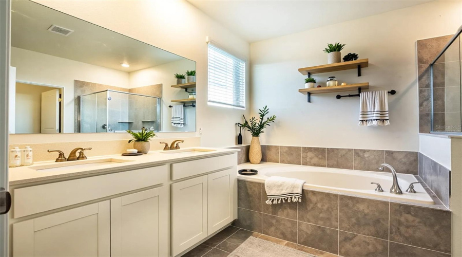 Master Bath Virtually staged Master Bath Virtually staged