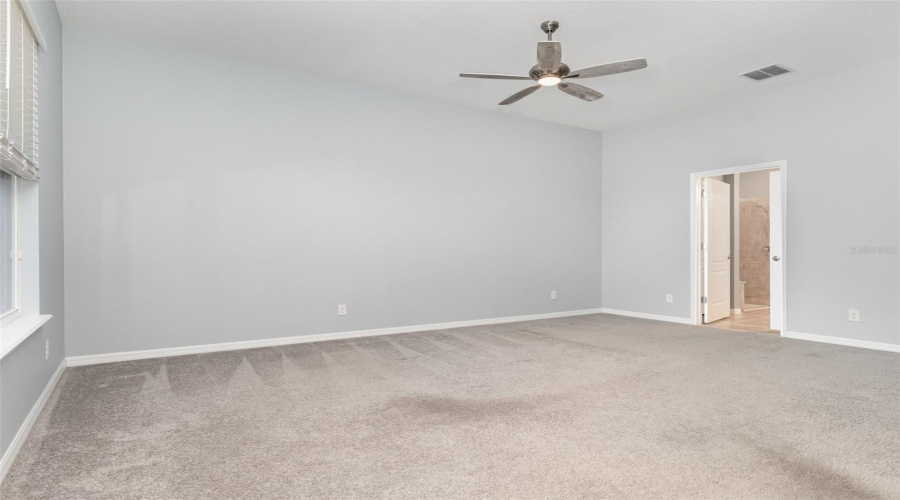 KISSIMMEE, Florida 34747, 3 Bedrooms Bedrooms, ,2 BathroomsBathrooms,Residential,For Sale,FLORA PASS,0,MFRO6356849