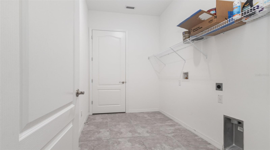 KISSIMMEE, Florida 34747, 3 Bedrooms Bedrooms, ,2 BathroomsBathrooms,Residential,For Sale,FLORA PASS,0,MFRO6356849