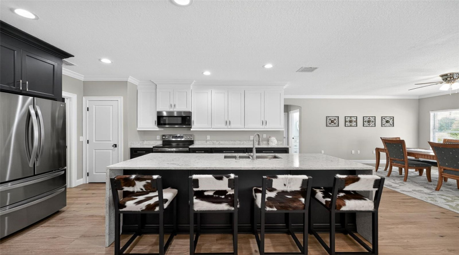 KISSIMMEE, Florida 34746, 4 Bedrooms Bedrooms, ,3 BathroomsBathrooms,Residential,For Sale,GULF SHORE,0,MFRO6356876