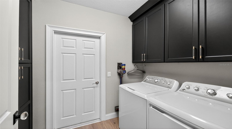 KISSIMMEE, Florida 34746, 4 Bedrooms Bedrooms, ,3 BathroomsBathrooms,Residential,For Sale,GULF SHORE,0,MFRO6356876