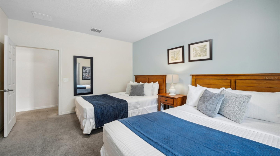 KISSIMMEE, Florida 34746, 3 Bedrooms Bedrooms, ,2 BathroomsBathrooms,Residential,For Sale,EDENSHIRE,0,MFRS5135951