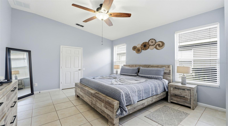 KISSIMMEE, Florida 34747, 4 Bedrooms Bedrooms, ,3 BathroomsBathrooms,Residential,For Sale,WYNDHAM PALMS,0,MFRO6353090