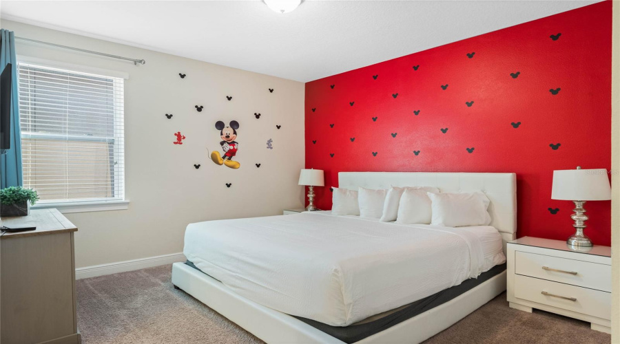 KISSIMMEE, Florida 34747, 8 Bedrooms Bedrooms, ,7 BathroomsBathrooms,Residential,For Sale,NOVI,0,MFRS5120422