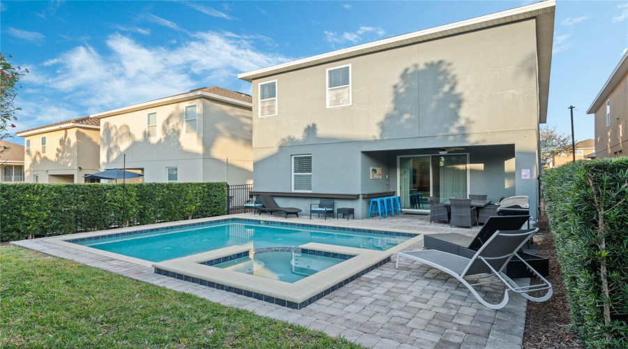 KISSIMMEE, Florida 34747, 8 Bedrooms Bedrooms, ,7 BathroomsBathrooms,Residential,For Sale,NOVI,0,MFRS5120422