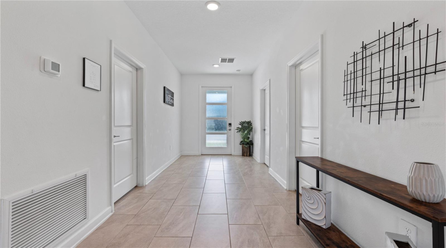 DAVENPORT, Florida 33896, 7 Bedrooms Bedrooms, ,5 BathroomsBathrooms,Residential,For Sale,SOMMERSET HILLS,0,MFRS5137682