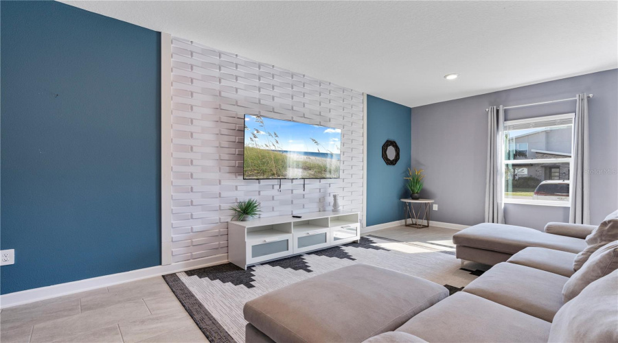 DAVENPORT, Florida 33896, 7 Bedrooms Bedrooms, ,5 BathroomsBathrooms,Residential,For Sale,SOMMERSET HILLS,0,MFRS5137682