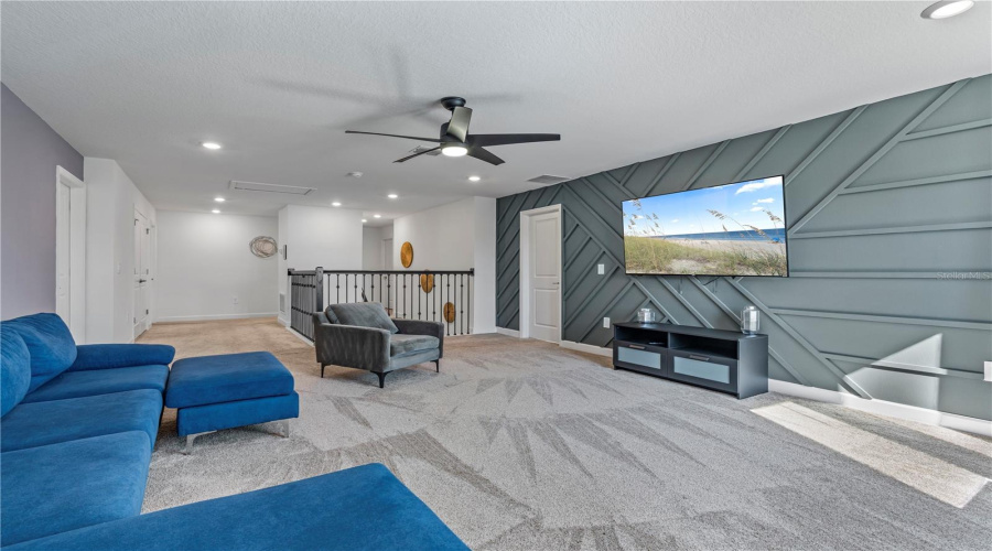 DAVENPORT, Florida 33896, 7 Bedrooms Bedrooms, ,5 BathroomsBathrooms,Residential,For Sale,SOMMERSET HILLS,0,MFRS5137682