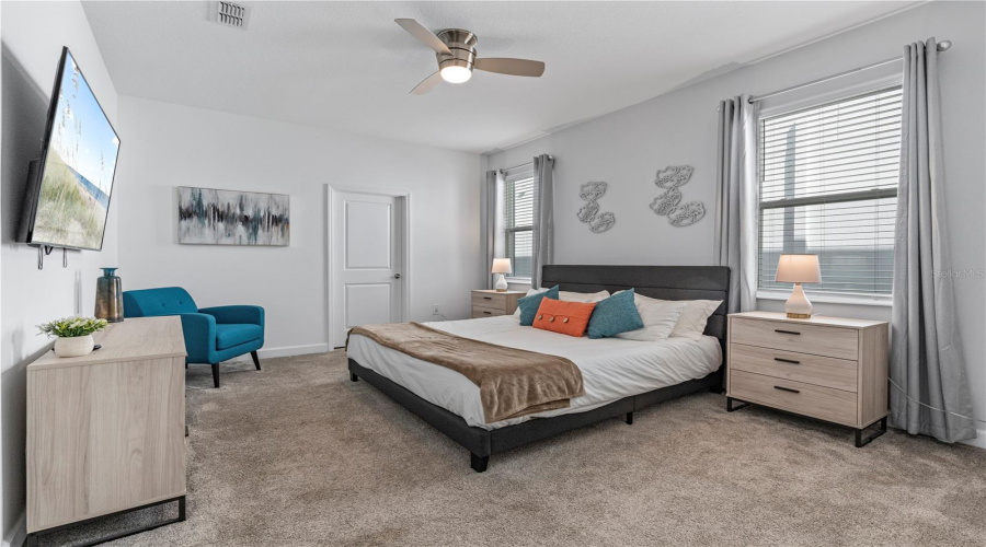 DAVENPORT, Florida 33896, 7 Bedrooms Bedrooms, ,5 BathroomsBathrooms,Residential,For Sale,SOMMERSET HILLS,0,MFRS5137682