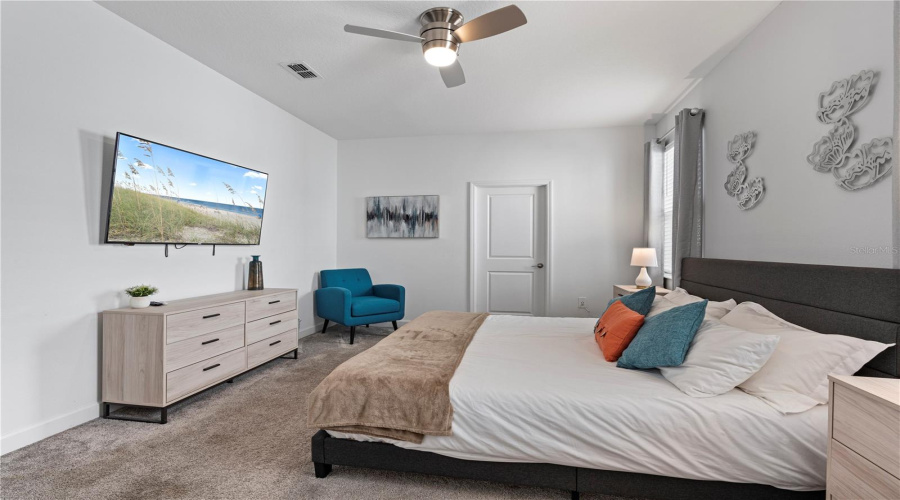 DAVENPORT, Florida 33896, 7 Bedrooms Bedrooms, ,5 BathroomsBathrooms,Residential,For Sale,SOMMERSET HILLS,0,MFRS5137682