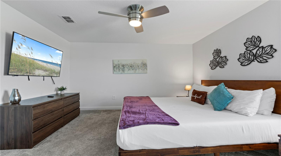 DAVENPORT, Florida 33896, 7 Bedrooms Bedrooms, ,5 BathroomsBathrooms,Residential,For Sale,SOMMERSET HILLS,0,MFRS5137682